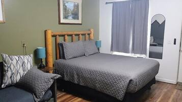 Family Quadruple Room, Mountain View | Pillowtop beds, desk, laptop workspace, free WiFi