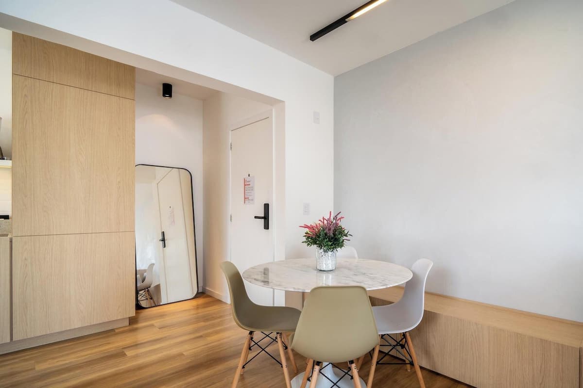 Studio | Dining