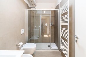 Bathroom - Centralissima Residenza signorile con balconcino (Verona)