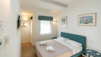 In-room safe, blackout drapes, soundproofing, iron/ironing board