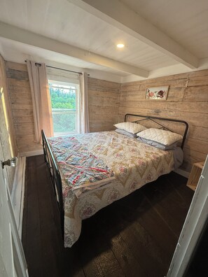 3 quartos, Wi-Fi de cortesia, roupa de cama
