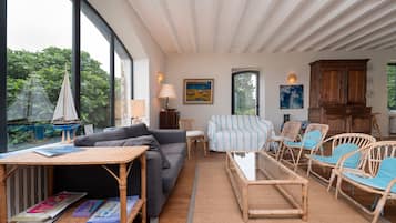 Table de tennis de table