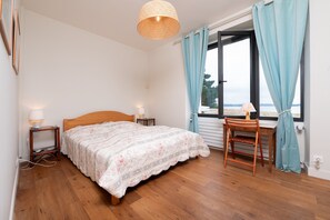 11 Schlafzimmer, WLAN