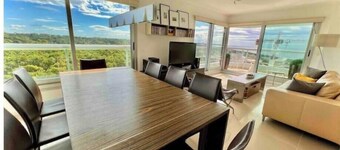Neighborhood, Ocean View, Hotel Services