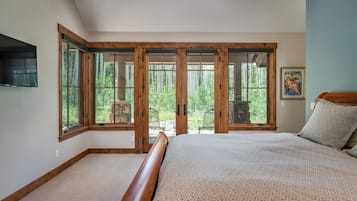 4 bedrooms, free WiFi, bed sheets