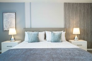 5 chambres, bureau, fer et planche à repasser, Wi-Fi gratuit