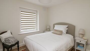 2 bedrooms, individually decorated, individually furnished, free WiFi