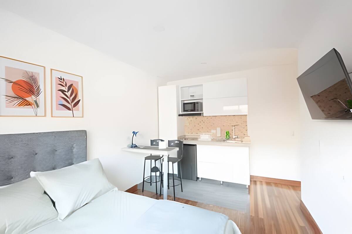 Basic Apartment