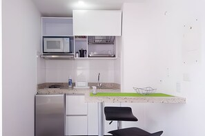 Basic Apartment | Private kitchen