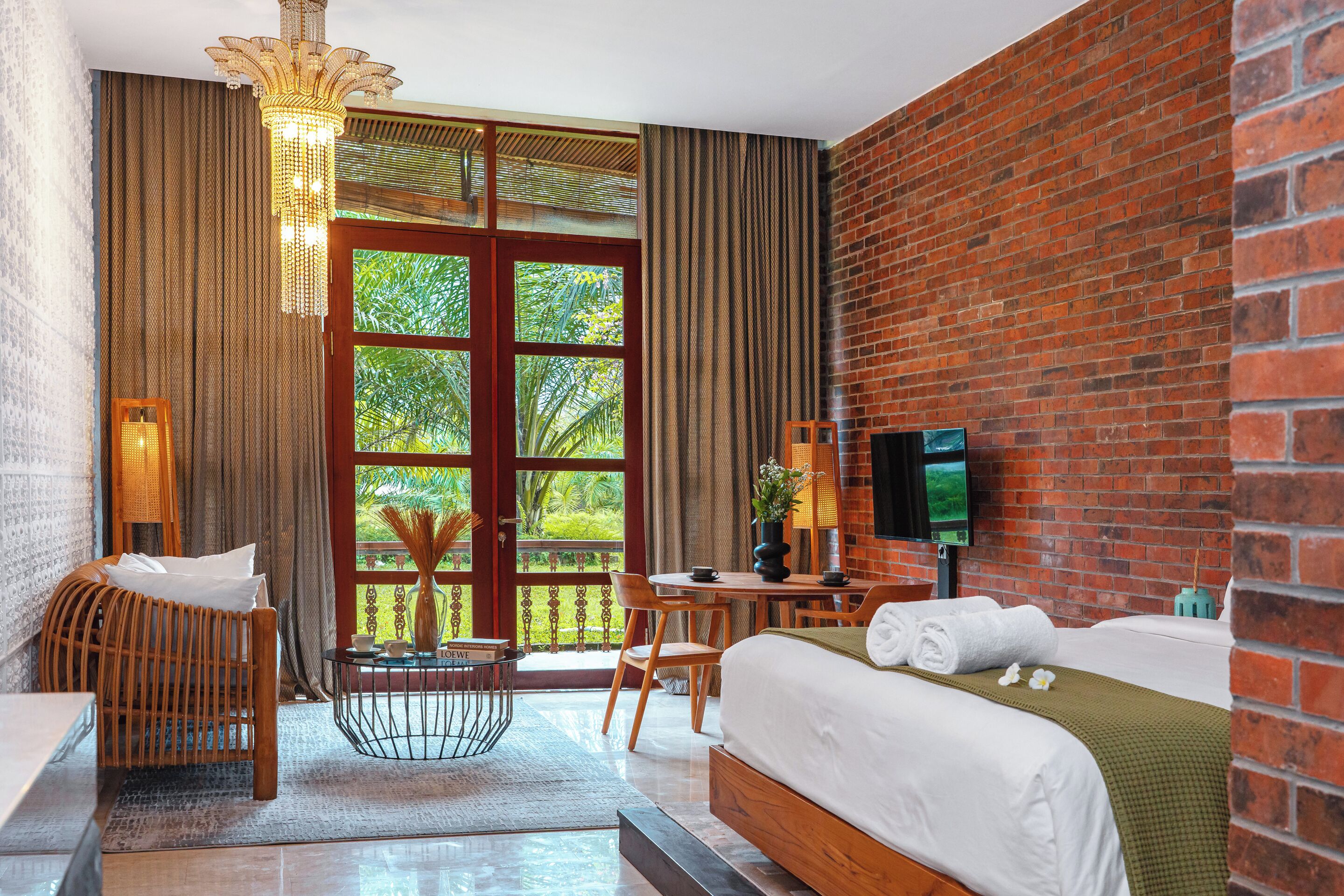 Studio, 1 Double or 2 Twin Beds, Kitchen, Garden View | Garden view