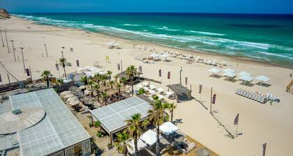 Poleg Beach Seaview Stylish Stay by Sea N' Rent