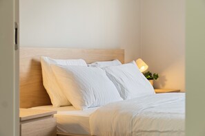 2 bedrooms, WiFi, bed sheets