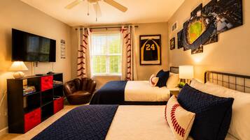4 bedrooms, desk, iron/ironing board, travel crib