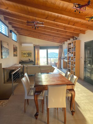 Interior - EUPHORIA Pool Villa (Porto Rafti)