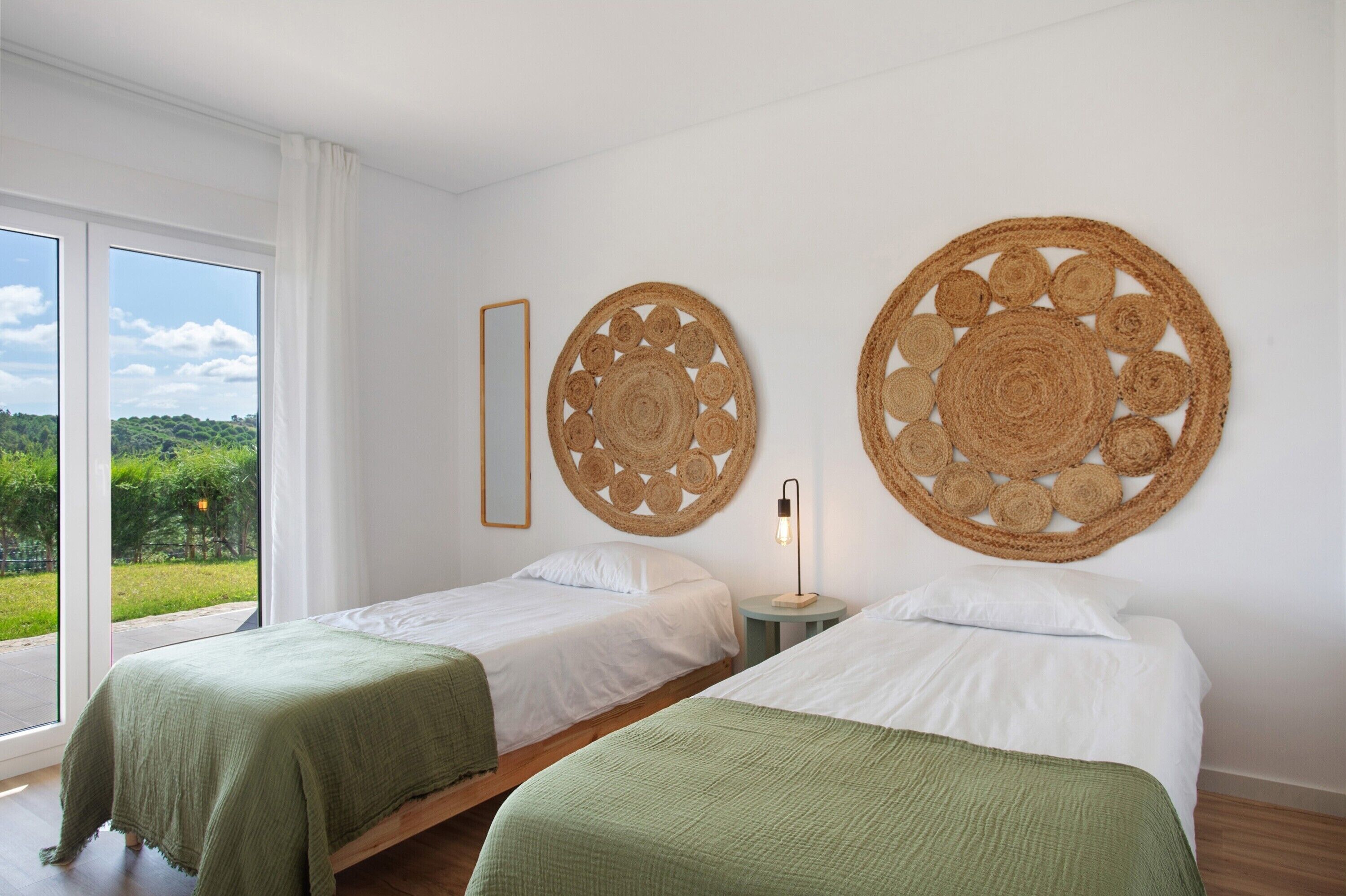 2 bedrooms, WiFi, bed sheets