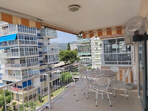 Outdoor dining - Apartment near El Torreon (Benicàssim)