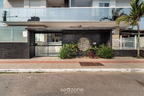 Unclassified image, 4 of 8, button - Apt With Barbecue in Canasvieiras Cse0102 (Florianópolis)