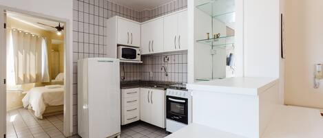 Departamento básico | Cocina privada