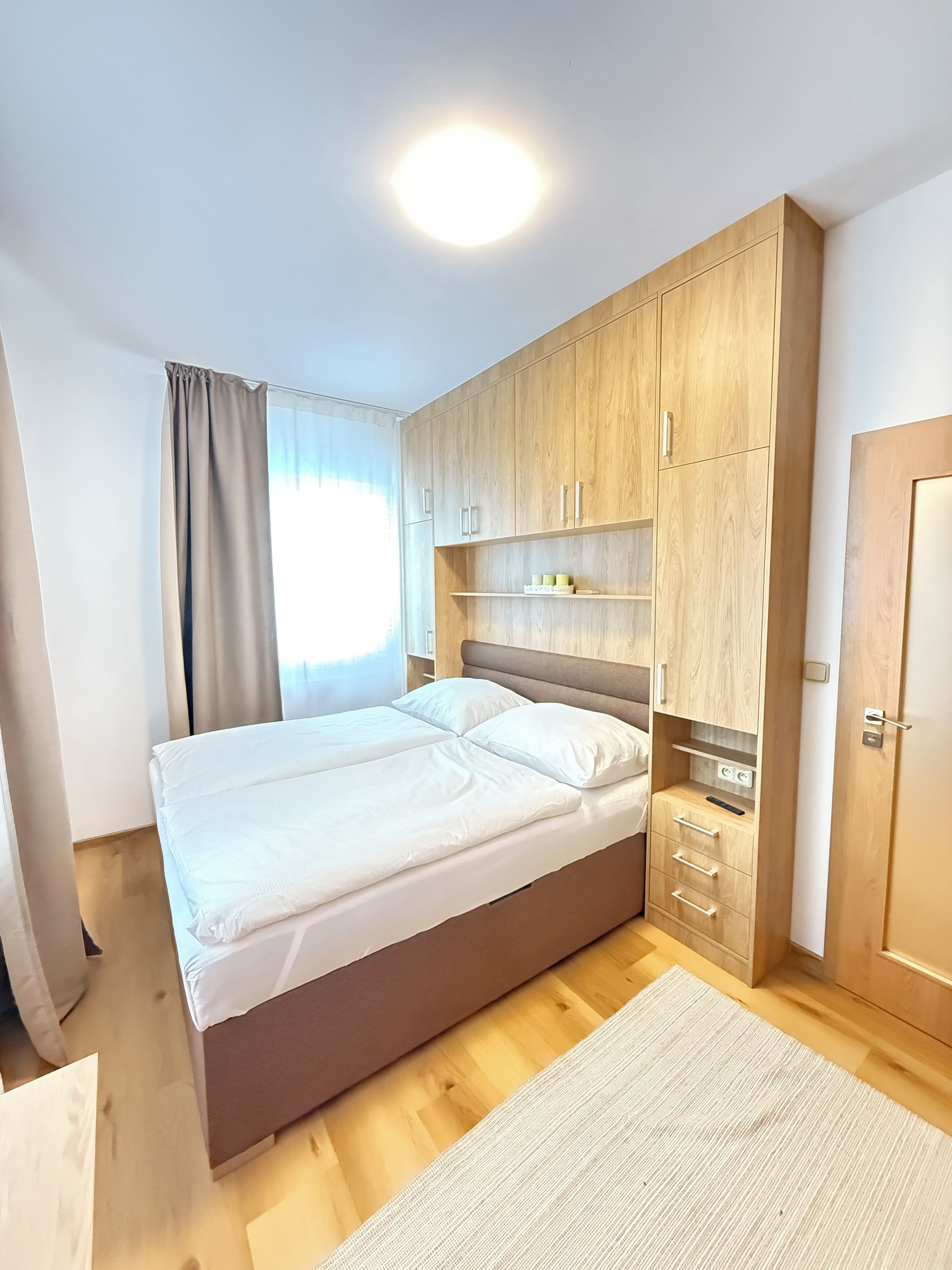 1 bedroom, iron/ironing board, internet, bed sheets