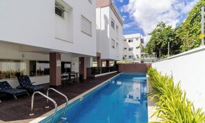 Basic-Apartment | Pool