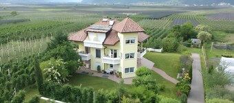 Apartamento 'Martinshof en Eppan' con balcón y Wi-Fi