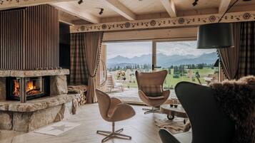 Luxury House, Mountain View | Living area | 65-inch LED TV with satellite channels, Netflix, DVD player