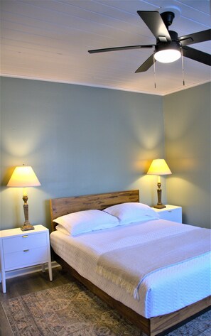 3 bedrooms, desk, travel crib, free WiFi