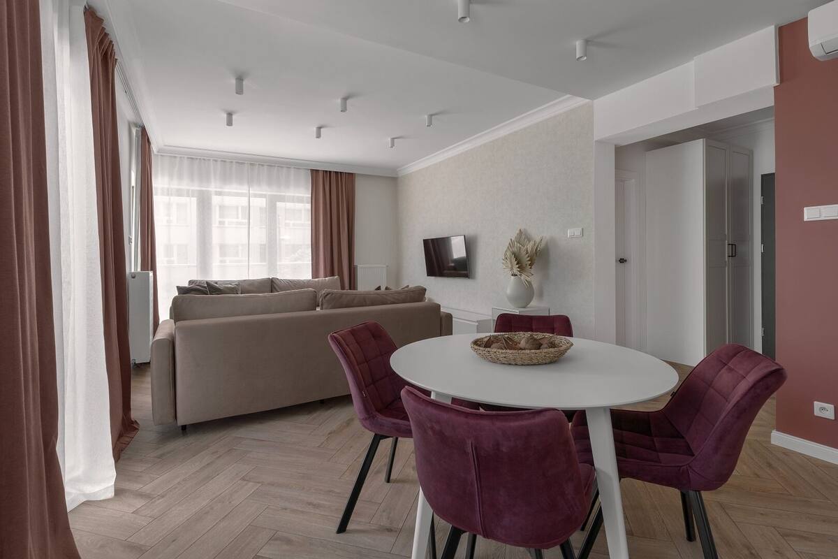 Suite | Verduisterende gordijnen, een strijkplank/strijkijzer, gratis wifi