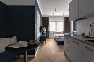 Apartment | Individually decorated, blackout drapes, iron/ironing board, free WiFi