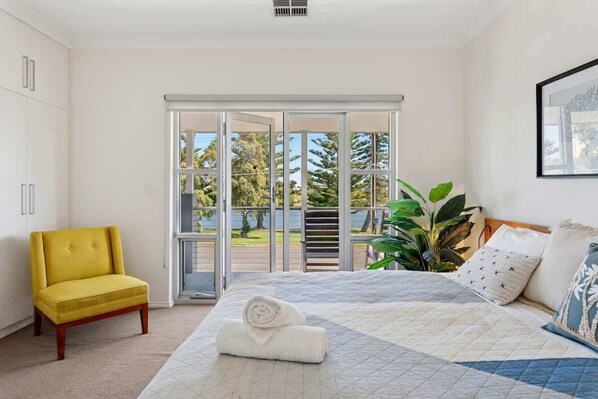 3 bedrooms, iron/ironing board, travel crib, WiFi