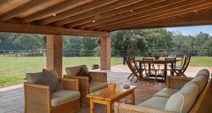 Country House 'Rocosa' with Mountain View, Wi-Fi and Air Conditioning