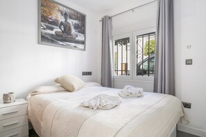 1 bedroom, WiFi, bed sheets