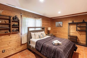 2 chambres, fer et planche à repasser, Wi-Fi, draps fournis