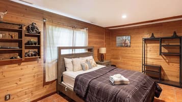 2 slaapkamers, een strijkplank/strijkijzer, wifi, beddengoed