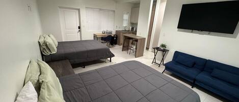 1 bedroom, free WiFi, bed sheets