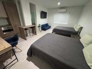 1 chambre, Wi-Fi gratuit, draps fournis