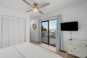 2 室のベッドルーム、アイロン / アイロン台、WiFi (無料)、ベッドシーツ