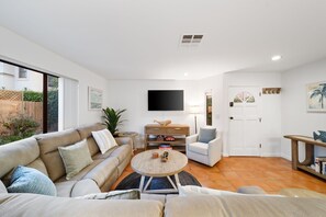 Televisión, oficina