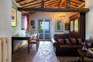 Smart TV, stereo - Villa Aperolli 4, Emma Villas (Todi)