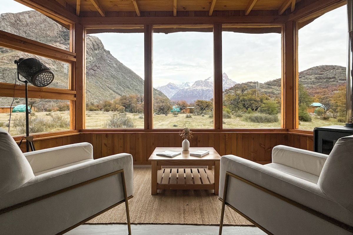 Premium Cottage, Mountain View | Blackout drapes