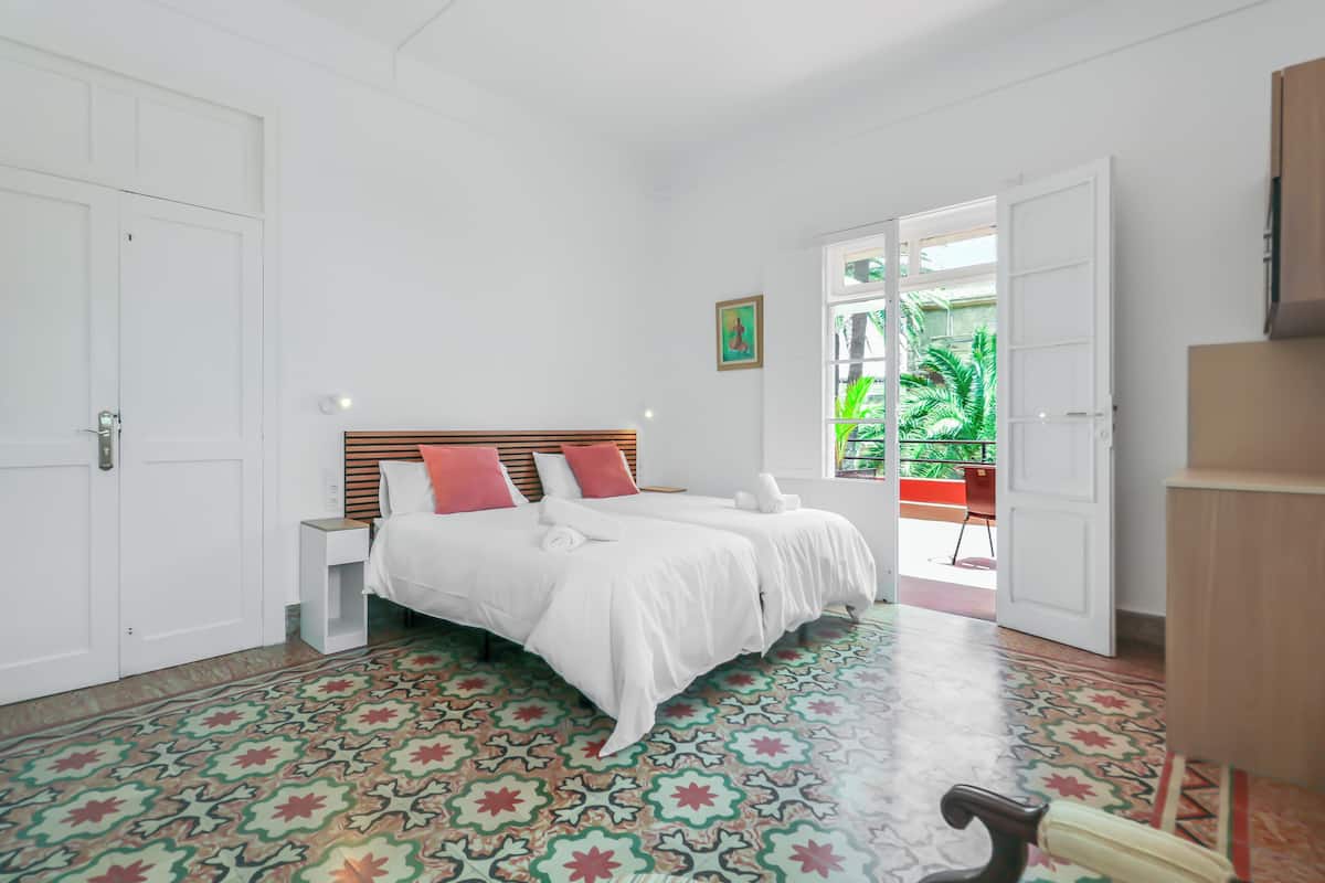 Double or Twin Room | Free WiFi