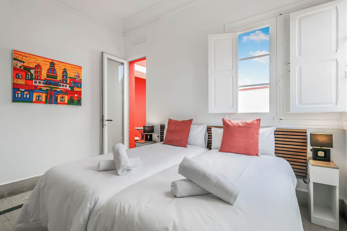 Double or Twin Room | Free WiFi