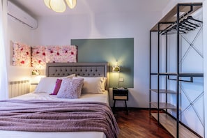 2 bedrooms, free WiFi, bed sheets - Luxury Suite - Tentazioni Romantiche (Perugia)