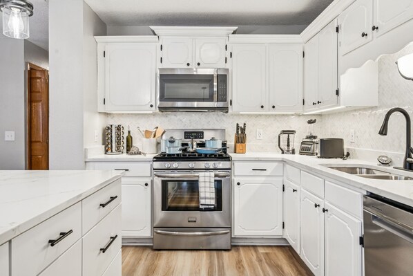 Microwave, oven, stovetop, dishwasher