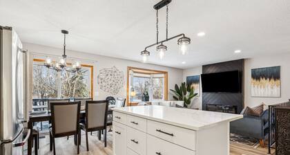 Champions' NSC Retreat HotTub Grill FirePit Fenced