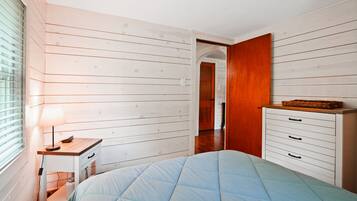 2 slaapkamers, een strijkplank/strijkijzer, gratis wifi, beddengoed