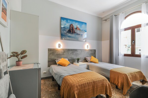 Double or Twin Room | Free WiFi