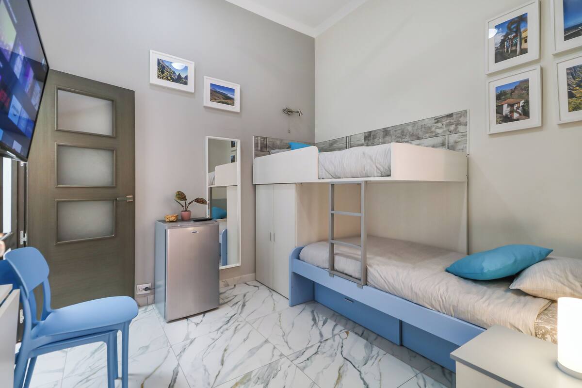 Twin Room | Free WiFi