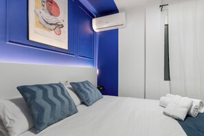 Doppelzimmer | Laptopgeeigneter Arbeitsplatz, kostenloses WLAN