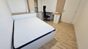 3 bedrooms, WiFi, bed sheets